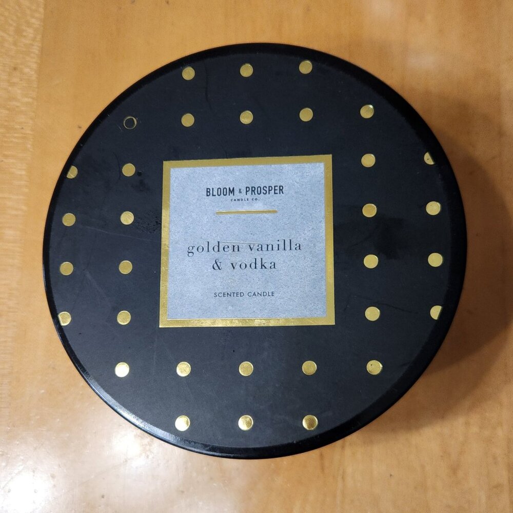 Bloom & Prosper Golden Vanilla + Vodka Candle